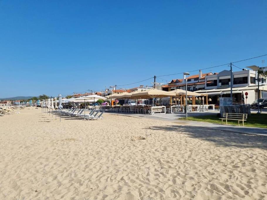 Our Home-fully Renovated And By The Sea