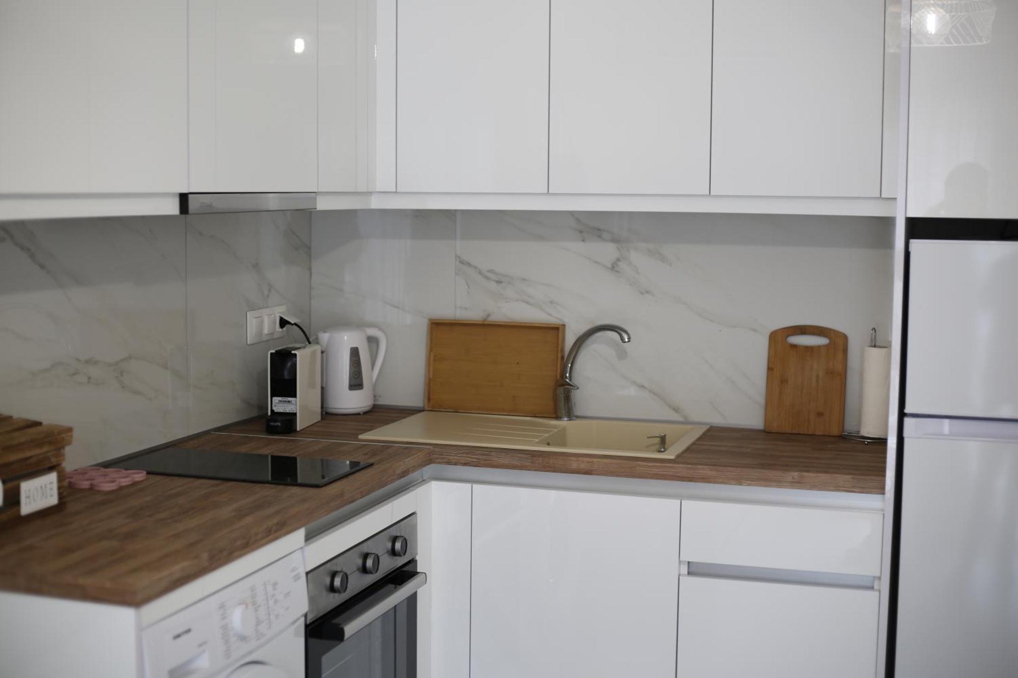 Our Home-fully Renovated And By The Sea